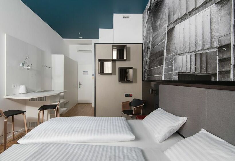 수피리어 룸, Dean S Home Budapest