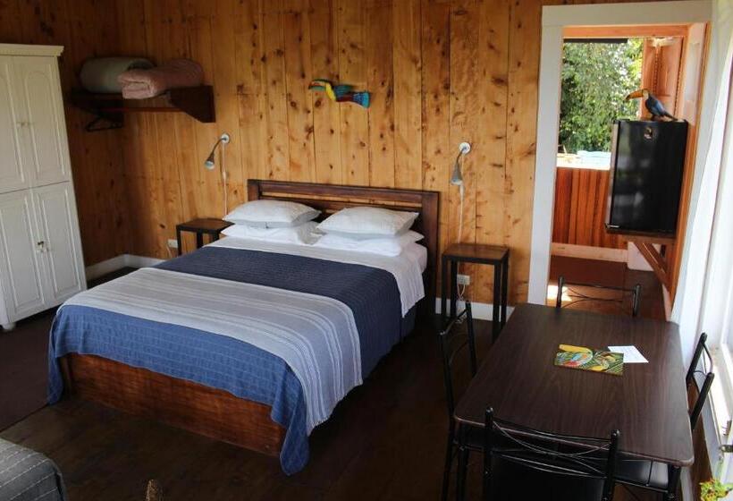 اتاق لوکس, The Lodge At Reventazon River Mountain Ranch