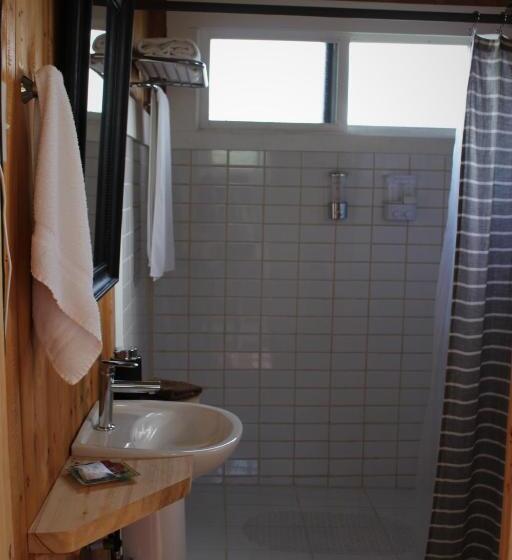 اتاق لوکس, The Lodge At Reventazon River Mountain Ranch