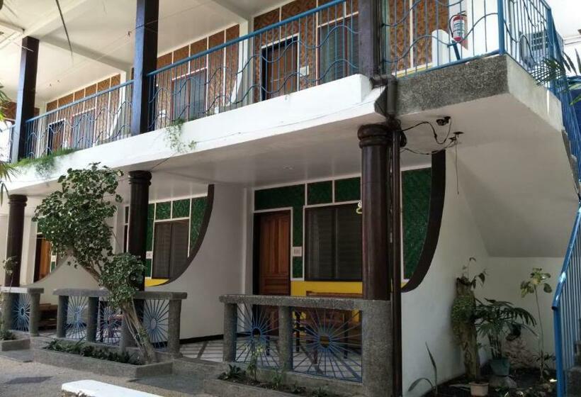 디럭스 룸 가든 전망, Love's Beach & Dive Resort