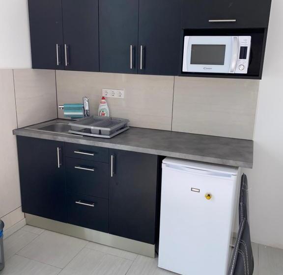 آپارتمان 1 خوابه, Varkerulet Apartman