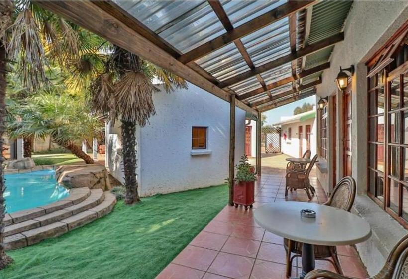 اتاق خانوادگی, The Link Guest Lodge