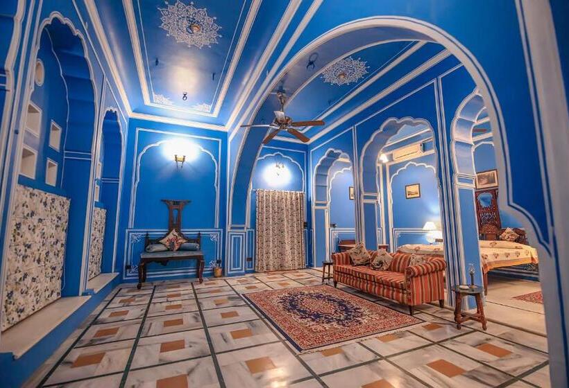 Королевский Люкс, Rajmahal Palace By Kanota Hotels Near Bisalpur Dam