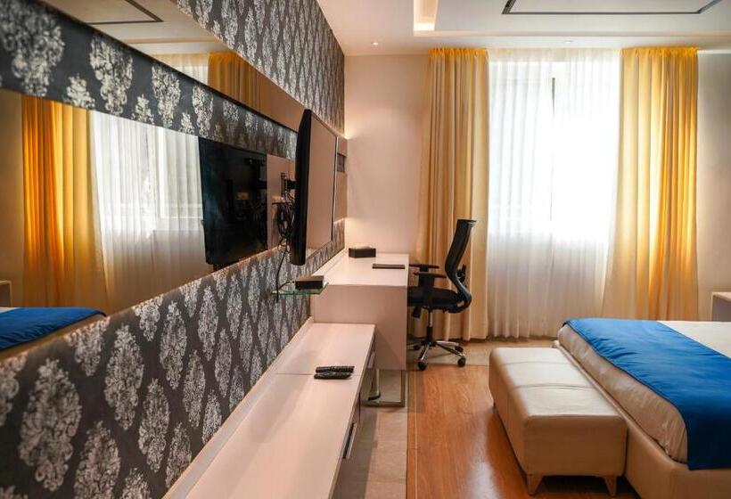 סוויטה עם מרפסת, Bngv Mystic Premier
