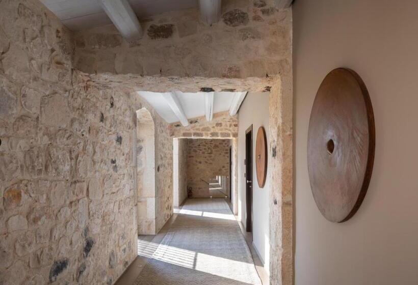 سوییت, Pietra D'acqua Resort & Spa By Geocharme