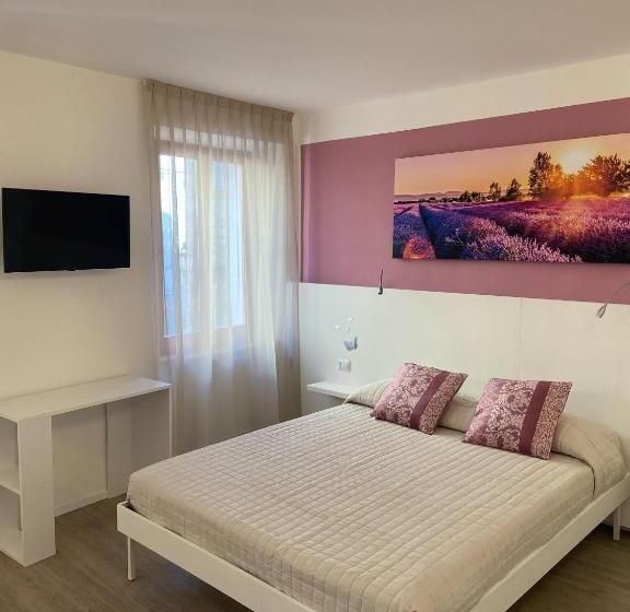 اتاق لوکس خانوادگی, Affittacamere Le Grotte   Le Grotte Rooms & Apartments