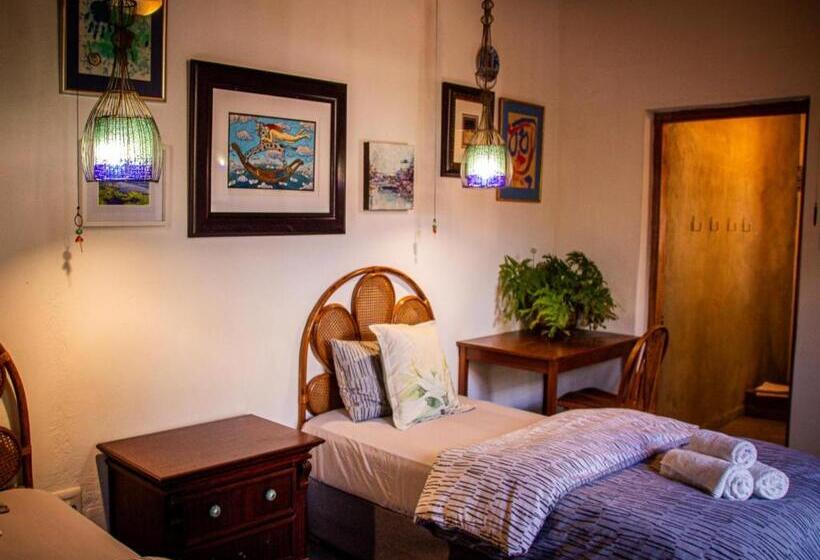Номер Стандарт, Ebonymoon Guest House