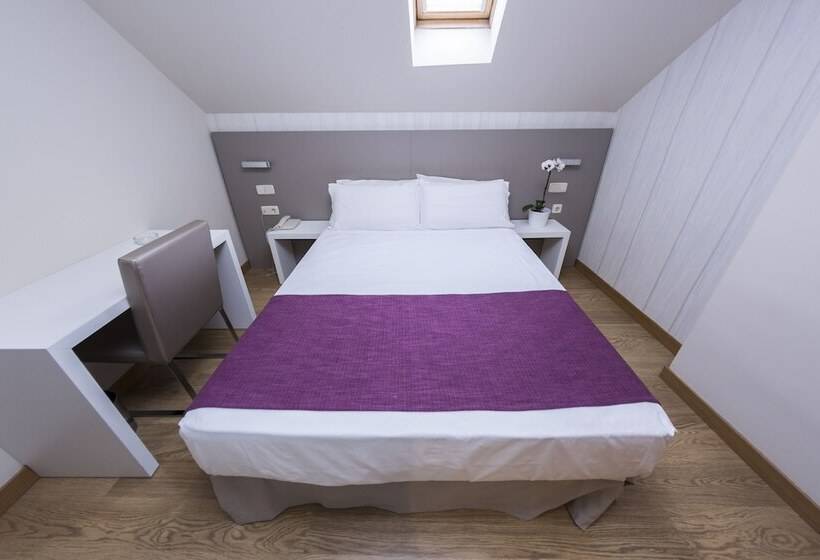 اتاق استاندارد, Di Carlo Hotels Madrid