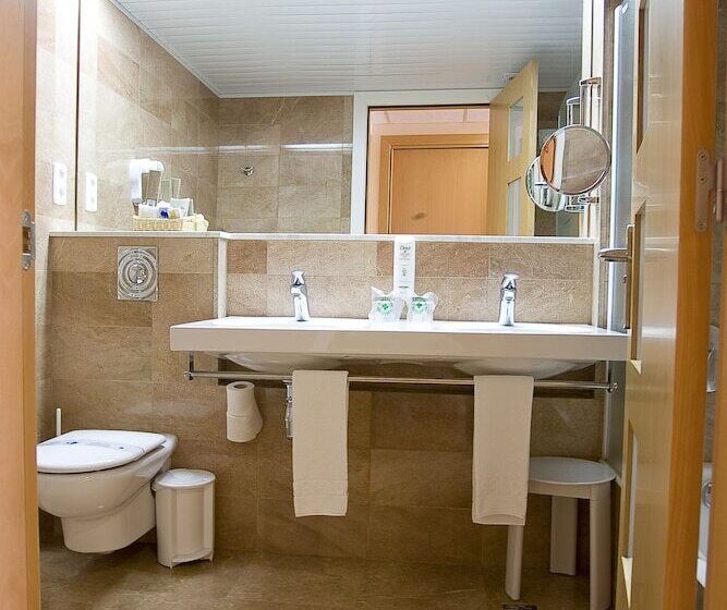 חדר סטנדרט לשלושה, Clipper & Villas
