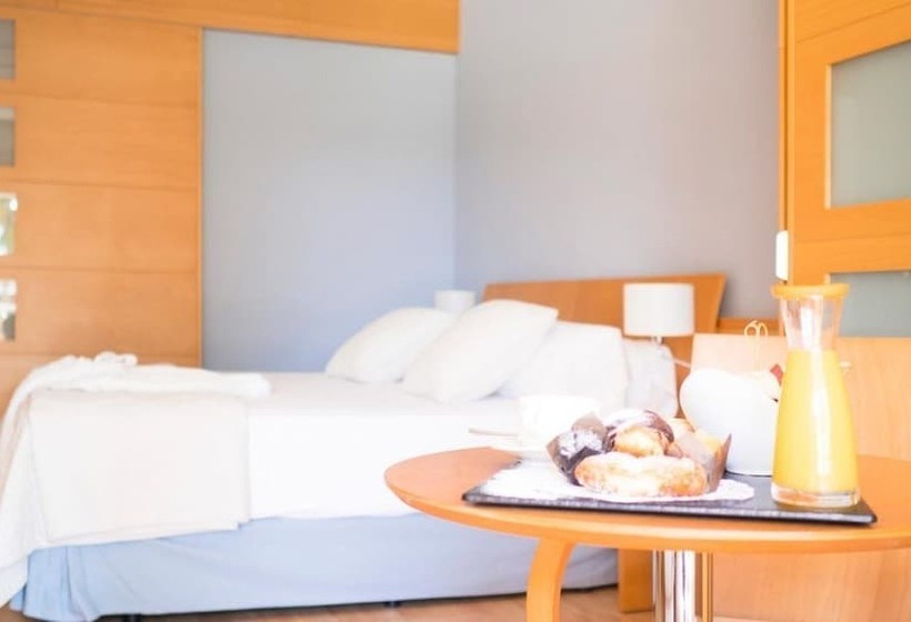 חדר סטנדרט לשלושה, Clipper & Villas