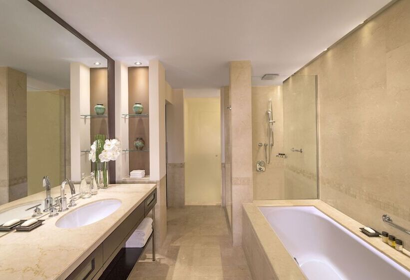 سوییت, Grand Hyatt Doha Hotel & Villas