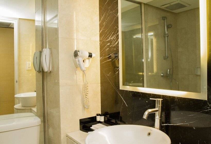 Номер Deluxe, Grandkemang