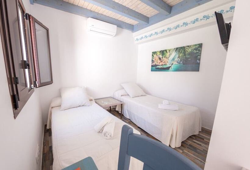 标准三人间, La Torre   Playa Valdevaqueros
