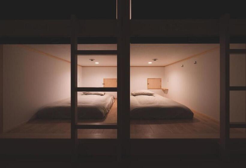 Кровать в Общей Комнате, Thy Guest House