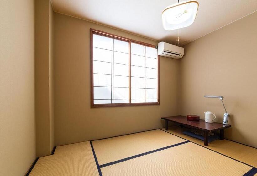 Трехместный Номер Стандарт Совместная Ванная, Tabist Business Hotel Chitose Kashiwazaki
