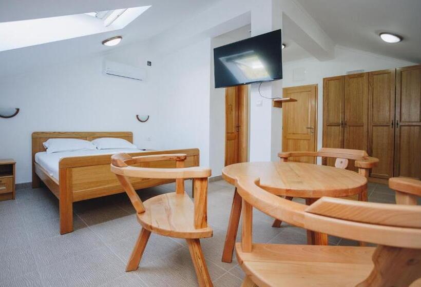 اتاق راحتی سه تخته, Eco Winery Lipovac Apartments