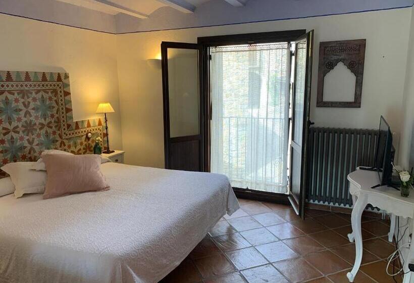 اتاق استاندارد با تخت بزرگ, Caserío De Fatás