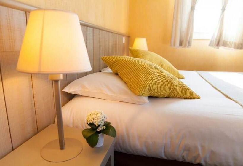 标准间, Brit Hotel    Aux Hortensias    Lannion Perros Guirec