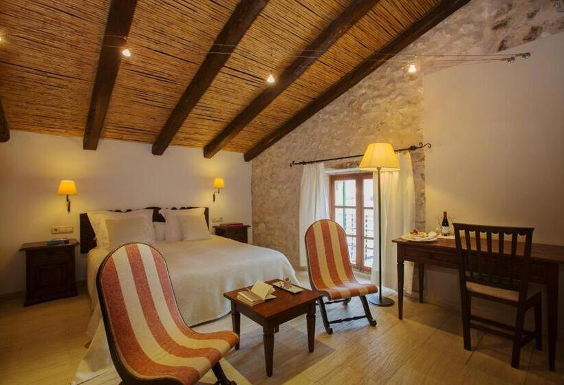 سوییت جونیور, Monnaber Vell