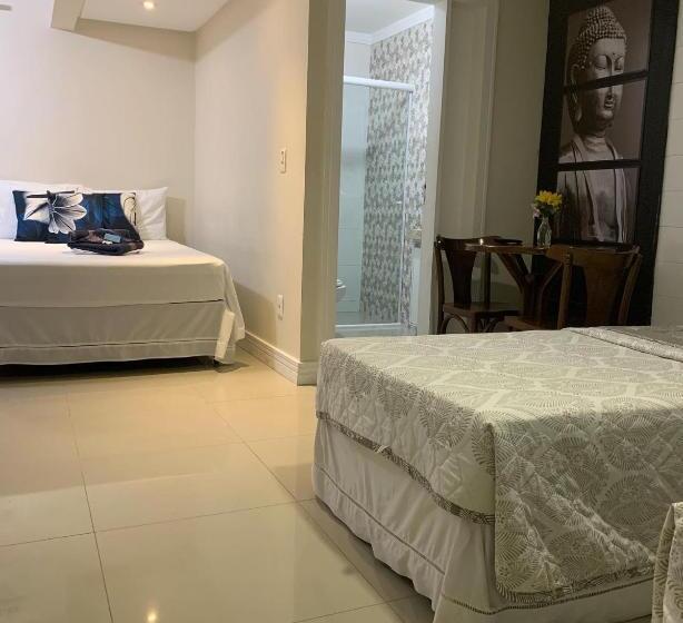 스위트, Pousada Balneário Camboriú