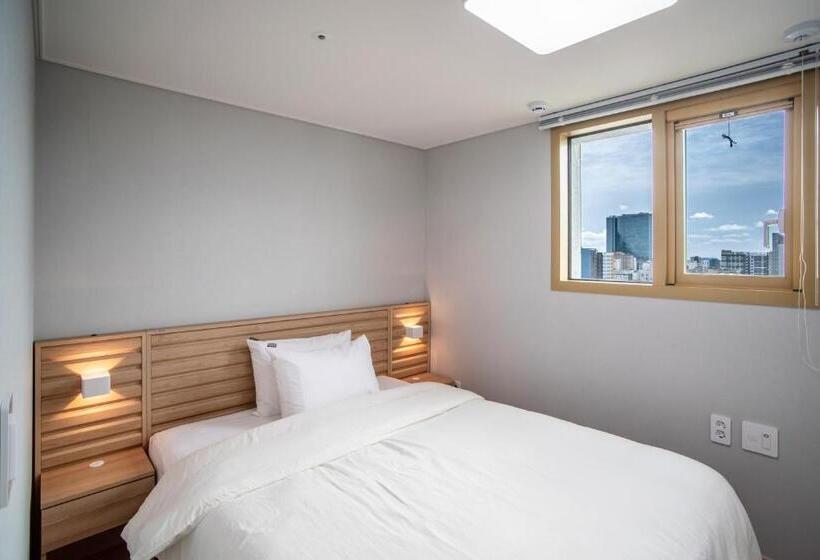 سوئیت با تخت بزرگ, Jeju Central Park Residence