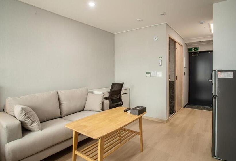 اتاق اکونومی, Jeju Central Park Residence