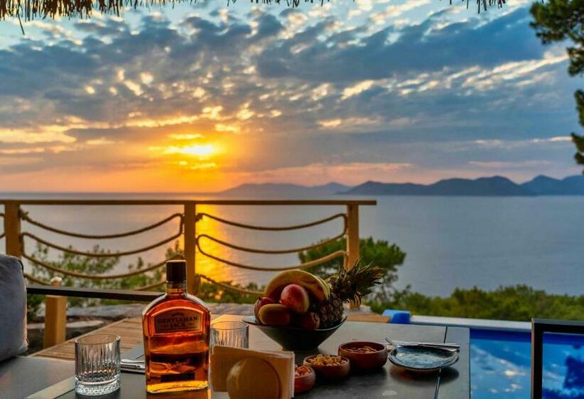 بانگلوی استاندارد با چشم‌انداز دریا, Heaven Resort Faralya