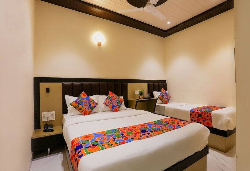 デラックスルーム, Fabhotel Prime Land   Nr Bkc