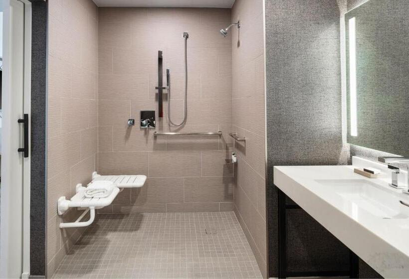 Номер Классика Кровать Кинг, Sheraton Flowood The Refuge Hotel & Conference Center