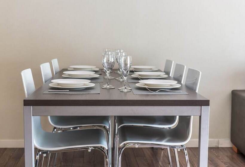 Апартаменты 3 Спальни, Casp 74 Apartments