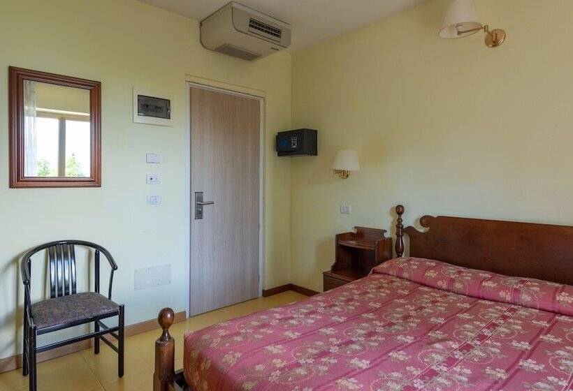 Quarto Estandar Individual, Centro Vacanze La Limonaia