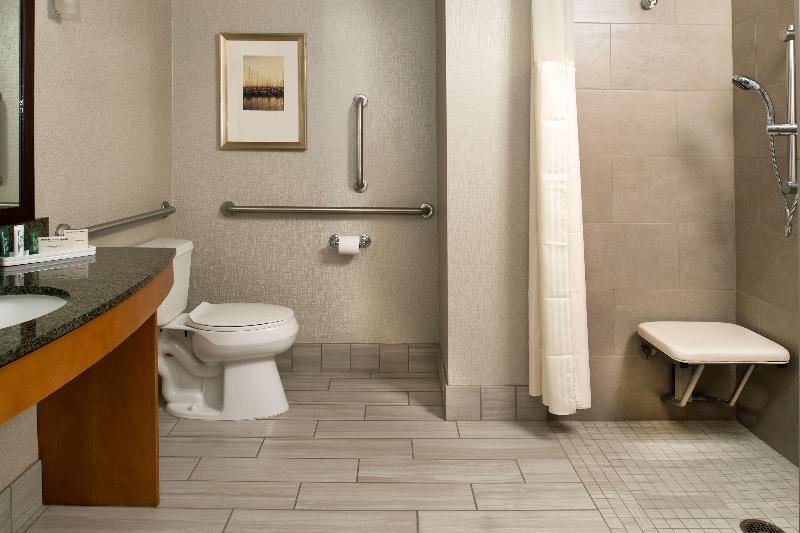 キングサイズベッドのスタンダードルーム, Hilton Vancouver Washington