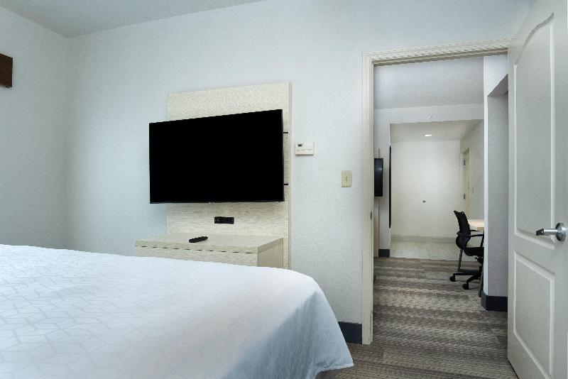 스위트 킹사이즈 침대, Holiday Inn Express International Drive, An Ihg