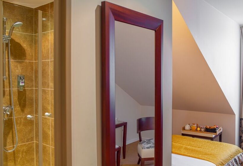 Номер Стандарт, Hôtel Mercure Rambouillet Relays Du Château