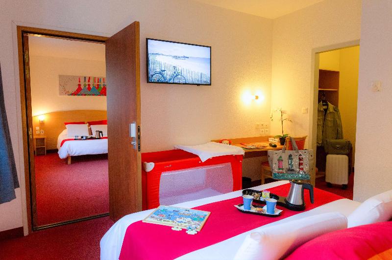 Четырехместный Номер Стандарт, Kyriad Quimper  Pontl Abbe