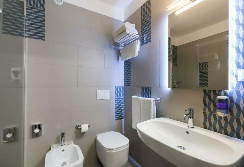 اتاق کلاسیک, Saracen Sands Hotel & Congress Centre   Palermo