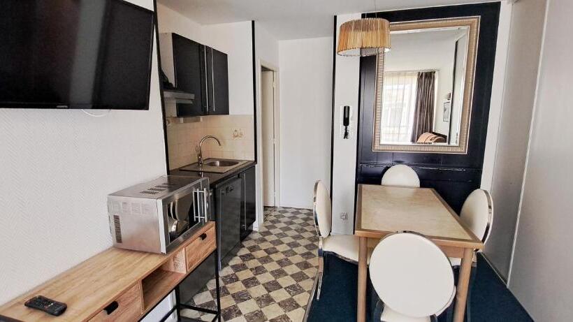 Апартаменты 1 Спальня, Appart Hôtel Le Trianon