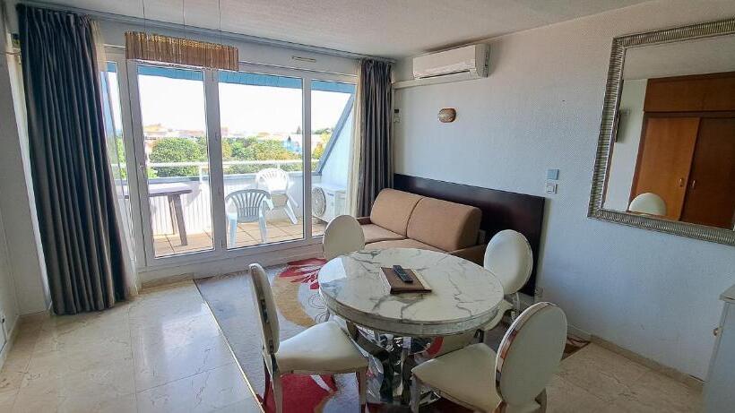 Апартаменты 1 Спальня Вид на Море, Appart Hôtel Le Trianon