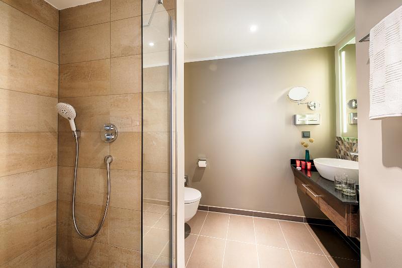 اتاق سوپریور چهار تخته, Saracen Sands Hotel & Congress Centre   Palermo