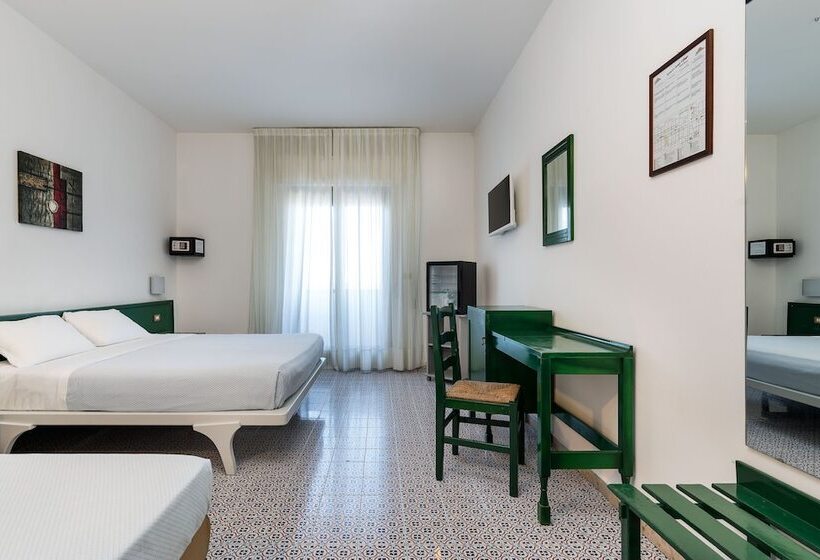 اتاق استاندارد چهار تخته, Saracen Sands Hotel & Congress Centre   Palermo
