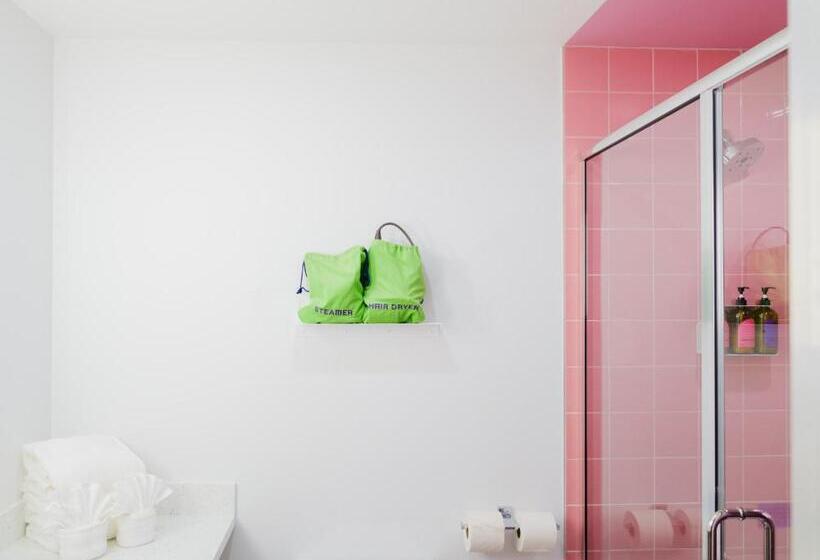 Quarto Economy, The Gallatin
