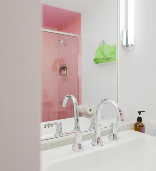 Quarto Economy, The Gallatin