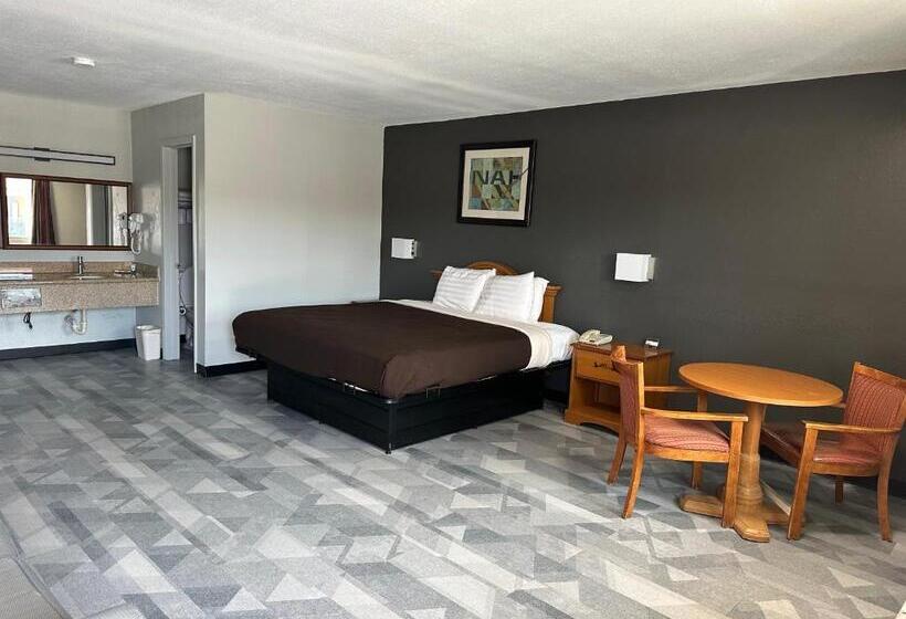 스탠다드 룸 킹사이즈 침대, Freer Executive Inn And Studios