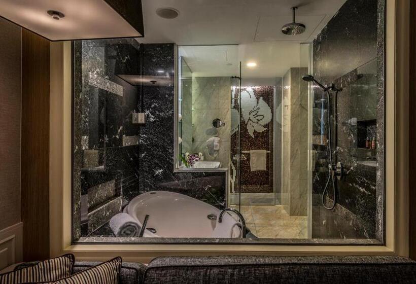 سوییت, Ascott Raffles Place Singapore