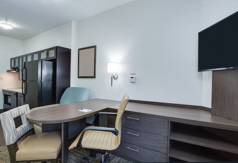 スタンダードスタジオ, Candlewood Suites Fort Lauderdale Airport Cruise, An Ihg