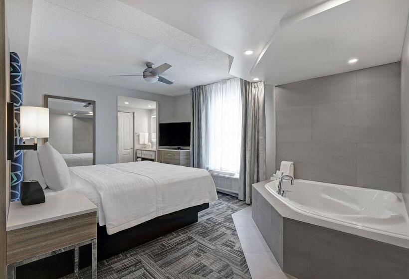 ダブルベッドのスタンダードスタジオ, Homewood Suites London Ontario