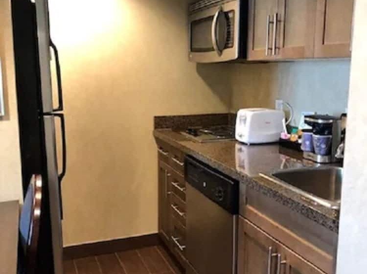 Люкс с гидромассажем, Homewood Suites By Hilton Toronto Markham