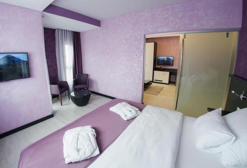سوئیت با بالکن, Mostar