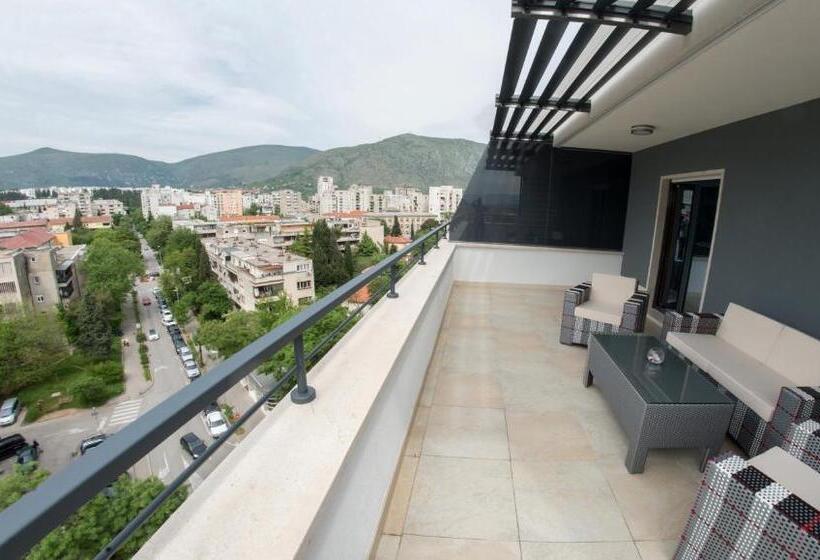 سوئیت پرزیدنت, Mostar
