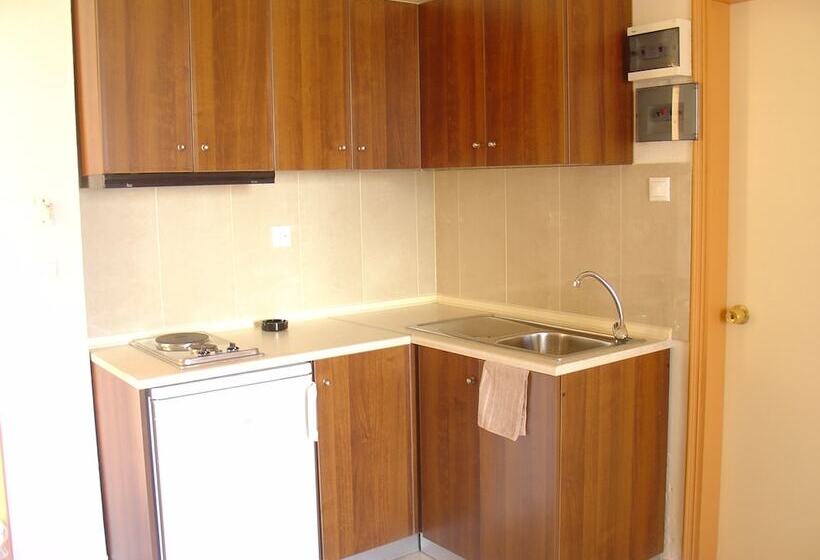 اتاق استاندارد, Lyristis Dinos Studios & Apartments